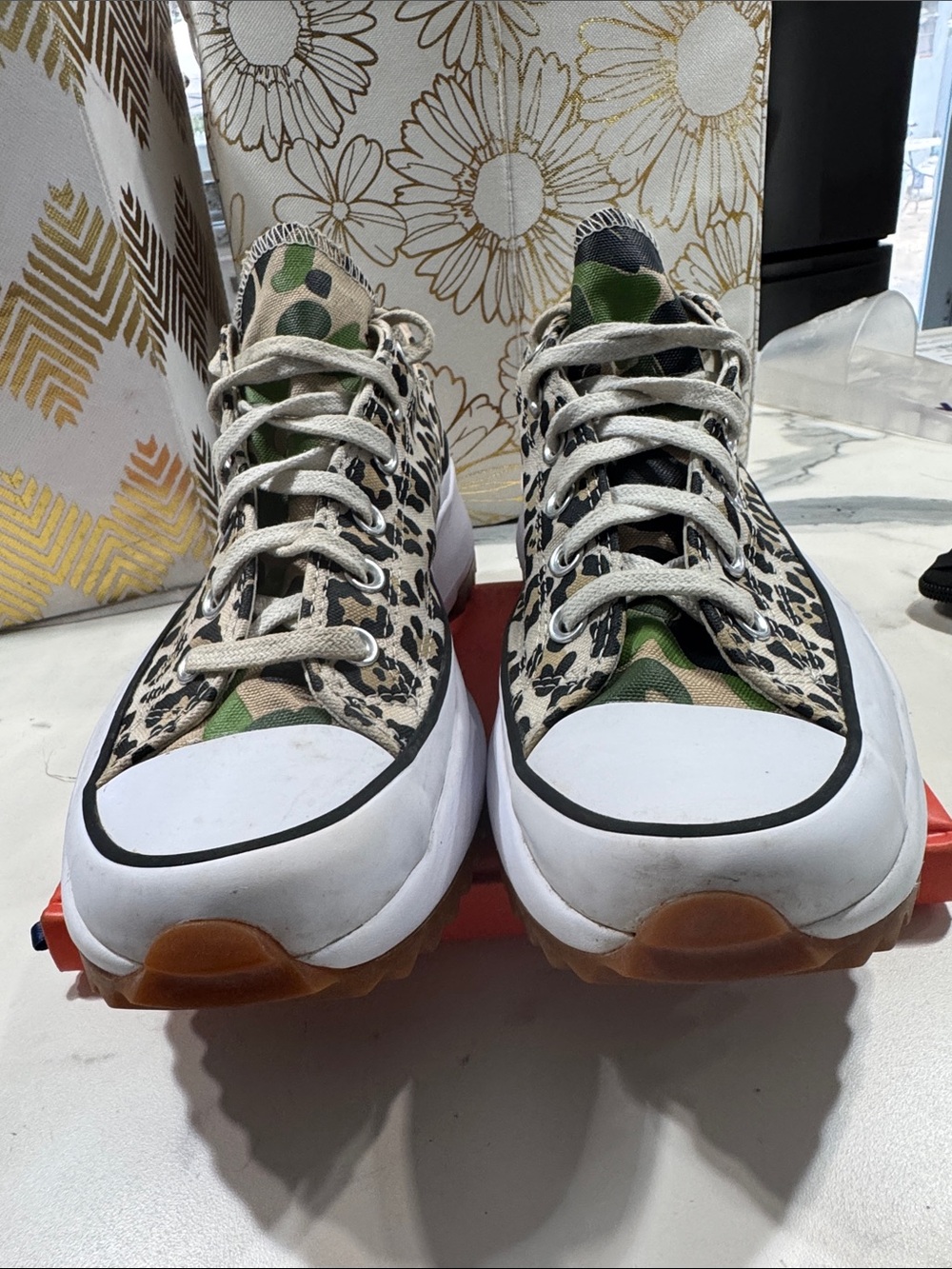 Converse Unisex Leopard Platform Sneaker with Chunky White Sole - Picture 2 of 9